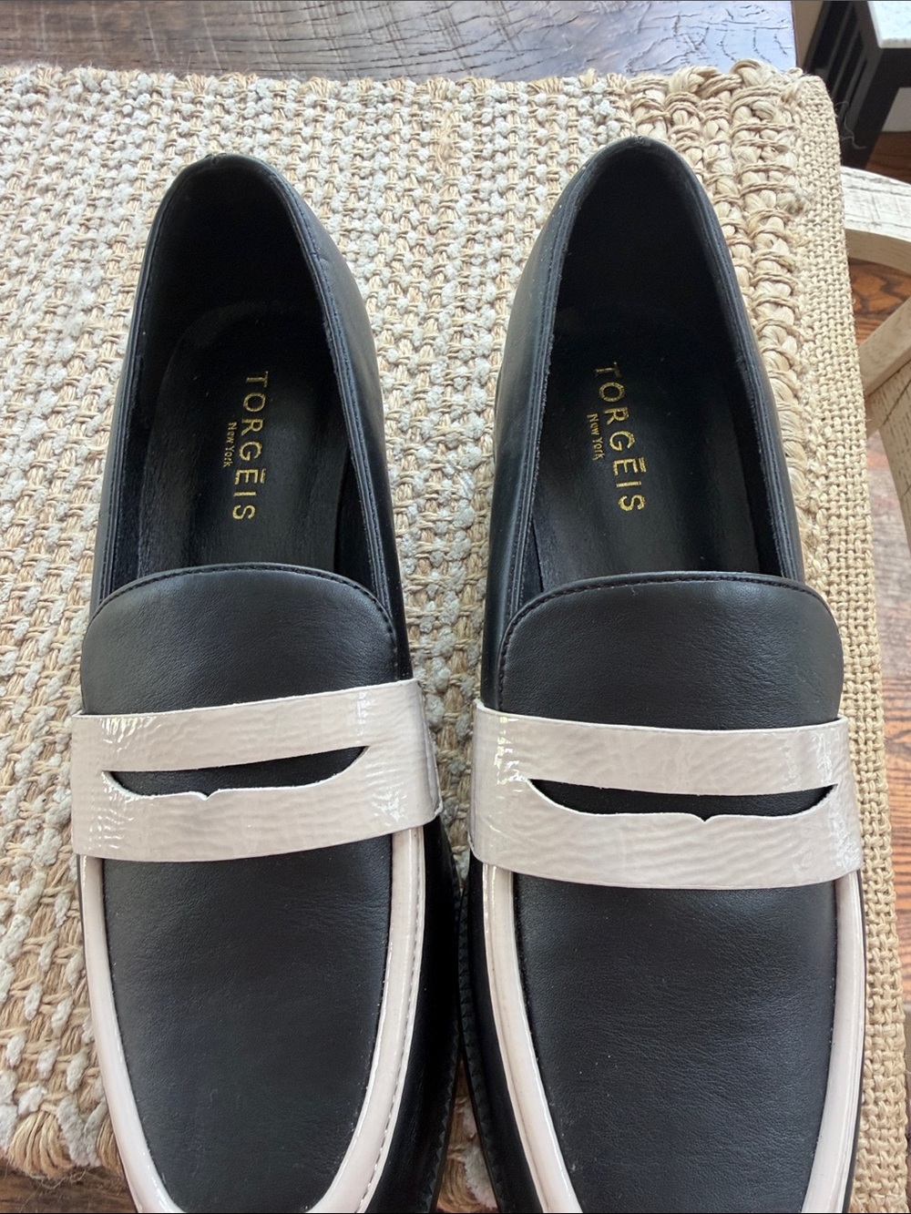 Torgeis Black and Cream Women's Leather Loafers